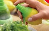 2Pcs Fruit Citrus Lemon Lime Orange Stem Sprayer Juice Maker Juicer Kitchen Tool (Tamanho: 2)  (91)